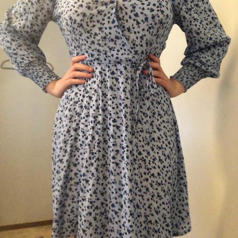 Wild Fable sz Medium Blue Floral Summer/Spring Dress